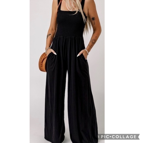 Black Jumper w/Wide T-Straps - Picture 5 of 6